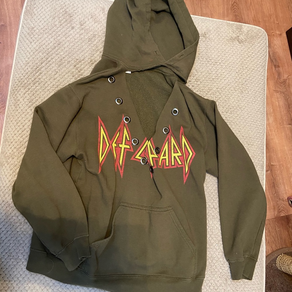 def leppard hoodie